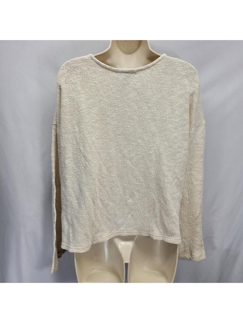 Forever 21 White Sweater With Aztec Design Long Sleeve Size Medium - Picture 2 of 6